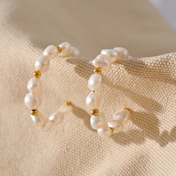 ◾️18k Gold Plated Natural Pearls Beads Hoop Earrings - Picture 12 of 12